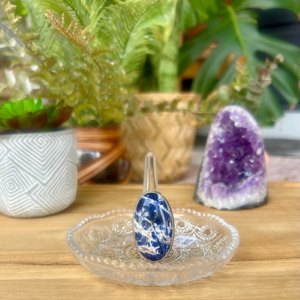 Sodalite - Size 6 - Sterling Silver